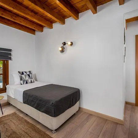 D'amboise House * Rhodes City